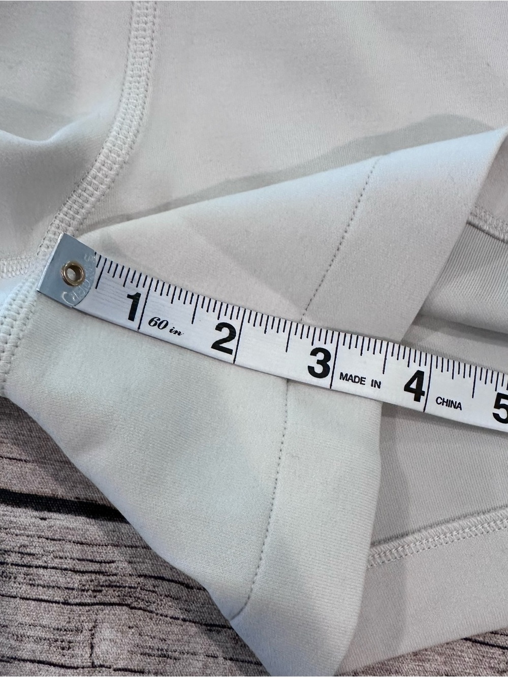 Lululemon Softstreme High-Rise Short, 4" in Bone Size 4 - Picture 6 of 9